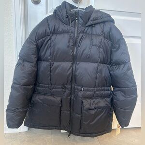 NWT Levi’s Anya Puffer Jacket – Black – Size L
